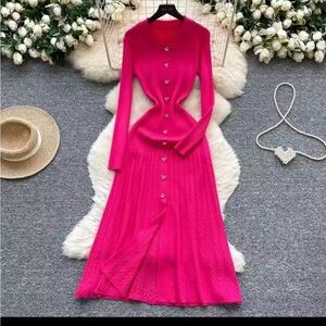 NWOT 🩷Chic Fuchsia (Pink) Long Sleeve Knit Dress with Button Detail